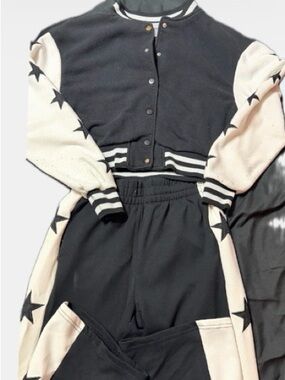 Girls' Black & White Star Sleeve and Pant Set - Kids